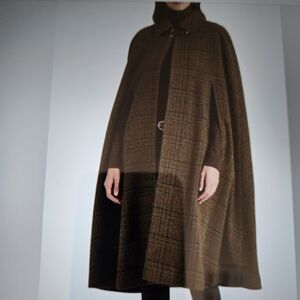 Ralph Lauren Elegant Brown Checkered Cape